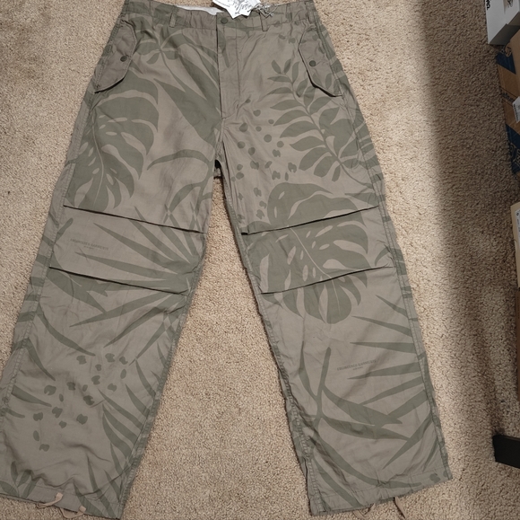Engineered Garments Army Over Pant Made in USA Leaf Print Khaki - Picture 2 of 11